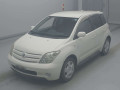 2005 Toyota IST