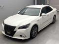 2013 Toyota Crown Hybrid