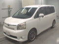 2007 Toyota Voxy