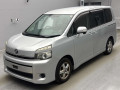 2010 Toyota Voxy