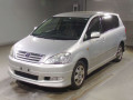 2003 Toyota Ipsum