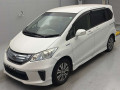 2013 Honda Freed hybrid