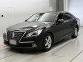 2015 Toyota Crown