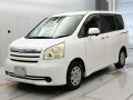 2009 Toyota Noah