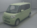 2011 Daihatsu Tanto