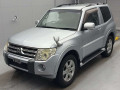 2011 Mitsubishi Pajero