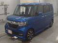 2019 Honda N-BOX CUSTOM