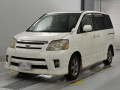 2007 Toyota Noah