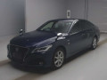 2019 Toyota Crown Hybrid