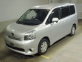 2009 Toyota Voxy