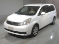 2005 Toyota Isis
