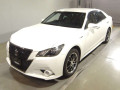 2015 Toyota Crown Hybrid