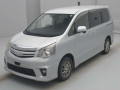 2013 Toyota Noah