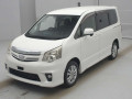 2010 Toyota Noah