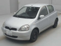 2001 Toyota Vitz