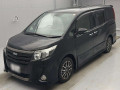 2016 Toyota Noah