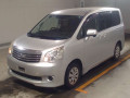 2011 Toyota Noah