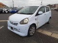 2011 Daihatsu Mira e:S