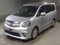 2011 Toyota Noah