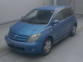 2003 Toyota IST