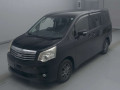 2013 Toyota Noah