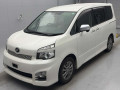 2011 Toyota Voxy