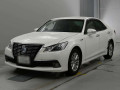 2013 Toyota Crown Hybrid