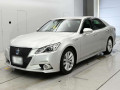 2013 Toyota Crown Hybrid