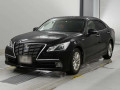 2013 Toyota Crown Hybrid