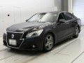 2013 Toyota Crown Hybrid