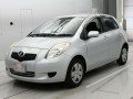 2005 Toyota Vitz