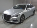 2019 Toyota Crown Hybrid