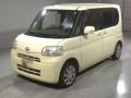 2011 Daihatsu Tanto
