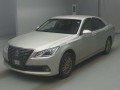 2015 Toyota Crown Hybrid