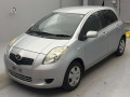 2005 Toyota Vitz