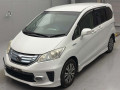 2013 Honda Freed hybrid