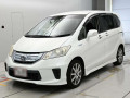2013 Honda Freed hybrid