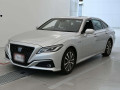 2019 Toyota Crown Hybrid