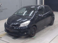 2011 Toyota Vitz