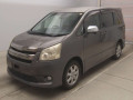 2008 Toyota Noah