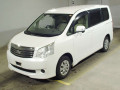 2011 Toyota Noah
