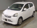 2013 Daihatsu Mira e:S