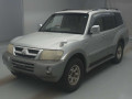 2002 Mitsubishi Pajero