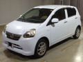 2013 Daihatsu Mira e:S