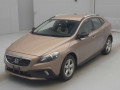 2015 Volvo V40