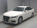 2019 Toyota Crown Hybrid