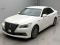 2014 Toyota Crown Hybrid