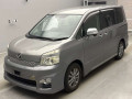 2013 Toyota Voxy
