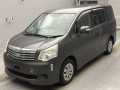 2013 Toyota Noah