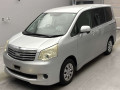 2010 Toyota Noah